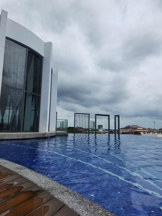 Nusa Luxurious Suite Kota Bahru Luaran gambar